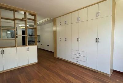Studio Apartment with Swimming Pool in Kileleshwa