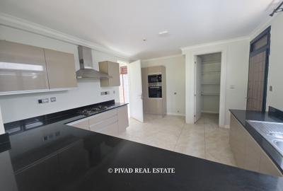 4 Bed Villa with Swimming Pool in Kiambu Road - 2
