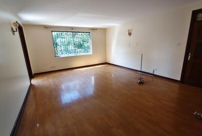 3 Bed Apartment with Borehole in Kileleshwa - 4