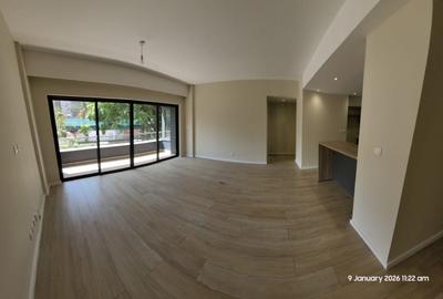 2 Bed Apartment with En Suite in Riverside - 4