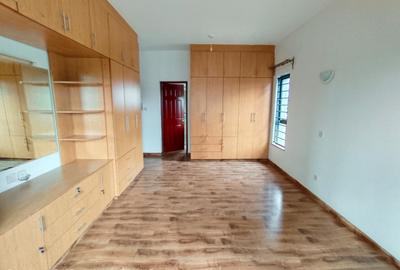 3 Bed Apartment with En Suite in Westlands Area - 4