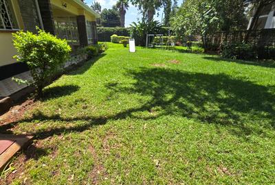 4 Bed House with En Suite in Runda
