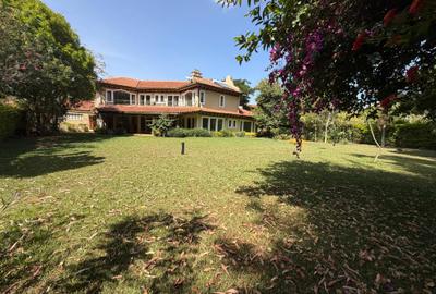 5 Bed Townhouse with En Suite in Runda - 2