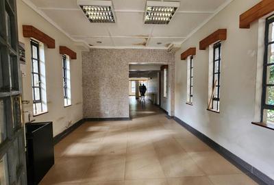 1,800 ft² Office with Backup Generator at State House Rd - 2