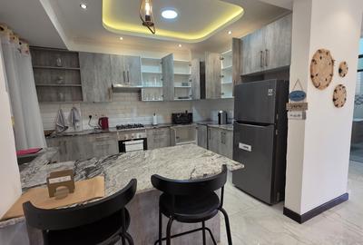 Furnished 2 Bed Apartment with En Suite in Brookside - 4