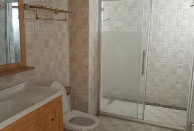 1 Bed Apartment with Swimming Pool in Kileleshwa - 3