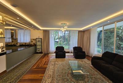 2 Bed Apartment with En Suite in Westlands Area - 3