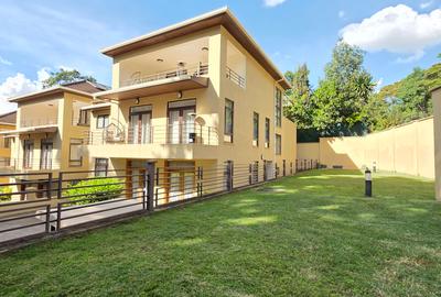 5 Bed Townhouse with En Suite at Njumbi Estate.