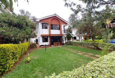 6 Bed Townhouse with En Suite at Kilimani Kilimani