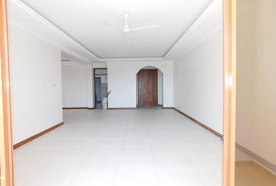 3 Bed Apartment with En Suite in Nyali Area