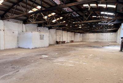 8,500 ft² Warehouse in Nakuru