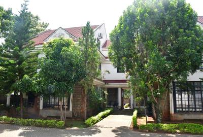 7 Bed House with En Suite at Milimani