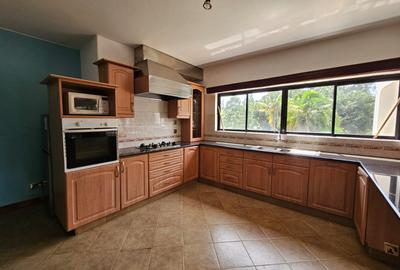 2 Bed Townhouse with En Suite in Westlands Area - 4