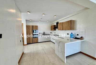 3 Bed Apartment with En Suite at Peponi Road