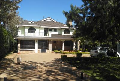 6 Bed House with En Suite in Ngong