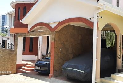 5 Bed Townhouse with Staff Quarters in Westlands Area