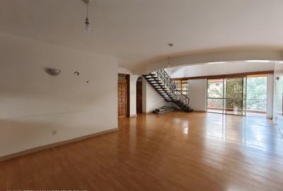 4 Bed Apartment with En Suite at Lavington Green - 4