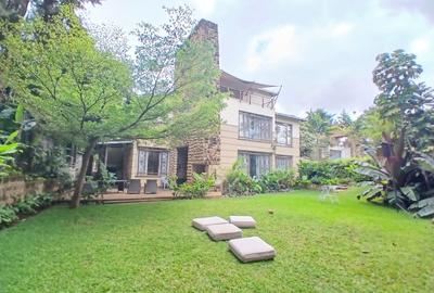 5 Bed Townhouse with En Suite at Lavington Green - 4