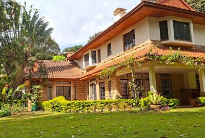 5 Bed Townhouse with En Suite in Rosslyn