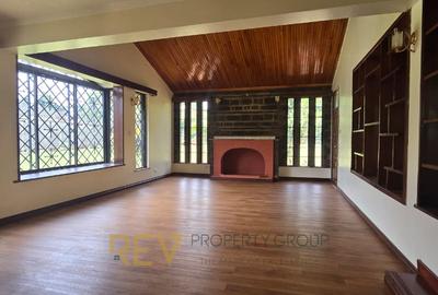 5 Bed House with En Suite in Muthaiga