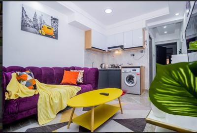 1 Bed Apartment with Swimming Pool in Kilimani - 4