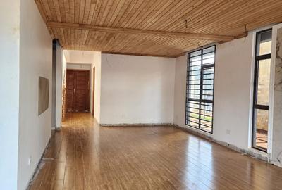 4 Bed Villa with En Suite in Kiambu Road - 3