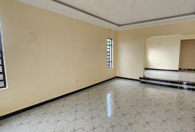 3 Bed House with En Suite at Oloika - 3