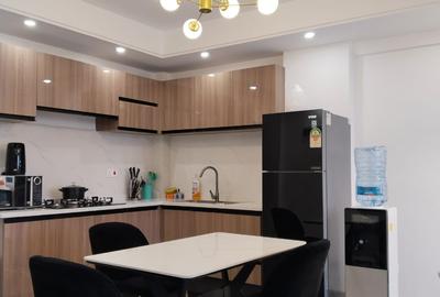 Serviced 2 Bed Apartment with En Suite at Riverside