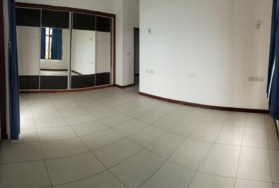 2 Bed Apartment with En Suite in Nyali Area