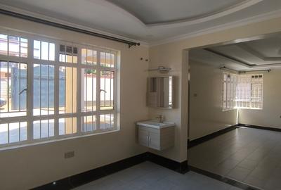 4 Bed Villa with En Suite in Ruiru