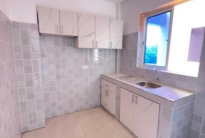 1 Bed Apartment with En Suite at Links Road - 2