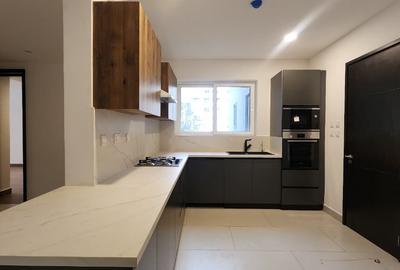 2 Bed Apartment with En Suite in Westlands Area - 3