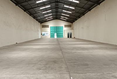 10,000 ft² Warehouse with Service Charge Included in Mombasa Road