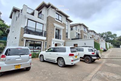 5 Bed Townhouse with En Suite at Peponi Road