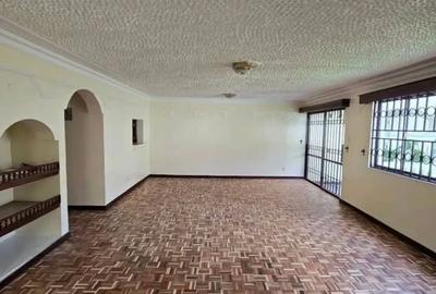 4 Bed Townhouse with En Suite at Lavington Green - 2