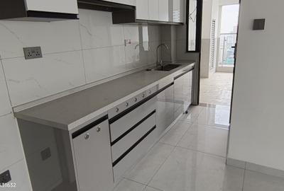 2 Bed Apartment with En Suite at Westlands Rd - 4