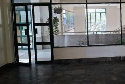 1,321 ft² Office at Sixth Parklands Avenue