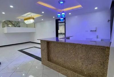 7 Bed House with En Suite in Karen