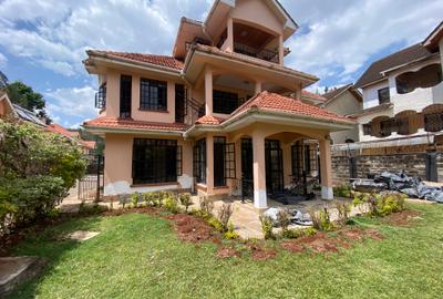 4 Bed Townhouse with En Suite in Lavington