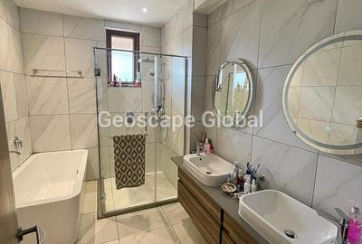 2 Bed Apartment with En Suite in Westlands Area