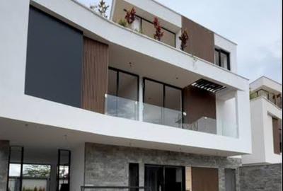 4 Bed Villa with En Suite in Kiambu Road