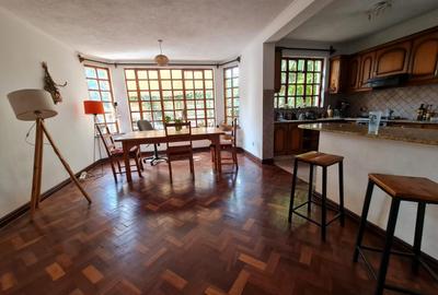 4 Bed House with En Suite at Riverside Drive