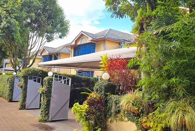 4 Bed Townhouse with En Suite at Off Convent Drive