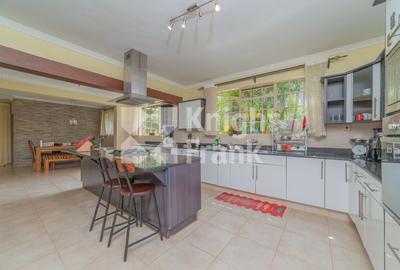 5 Bed House with En Suite at Warai - 3