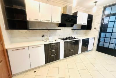 3 Bed Apartment with En Suite at Kileleshwa