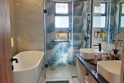 4 Bed Apartment with En Suite at Matumbato Road