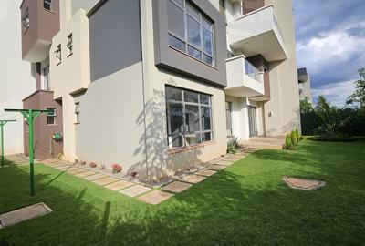 4 Bed Apartment with En Suite at Two Rivers - 3