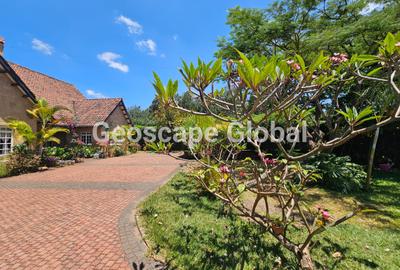 4 Bed House with En Suite in Runda
