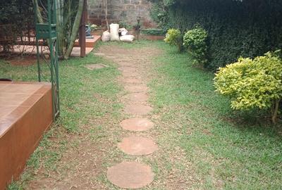 5 Bed Townhouse with En Suite in Lavington