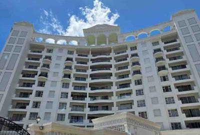 4 Bed Apartment with En Suite at City Drive